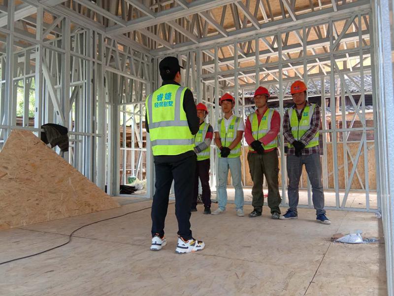 睿婕施工團(tuán)隊(duì)