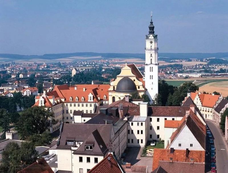 揭秘全球的輕鋼結(jié)構(gòu)房屋是如何快速崛起的!(圖20) 睿婕輕鋼別墅