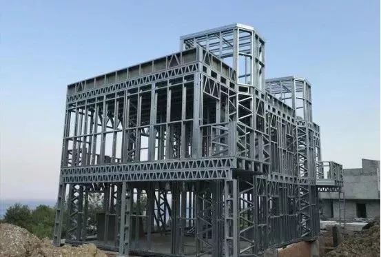 揭秘全球的輕鋼結(jié)構(gòu)房屋是如何快速崛起的!(圖38) 睿婕輕鋼別墅