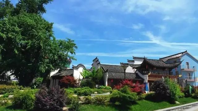 從經濟的角度來看如何建設宜居宜業的美麗鄉村(圖2) 睿婕輕鋼別墅