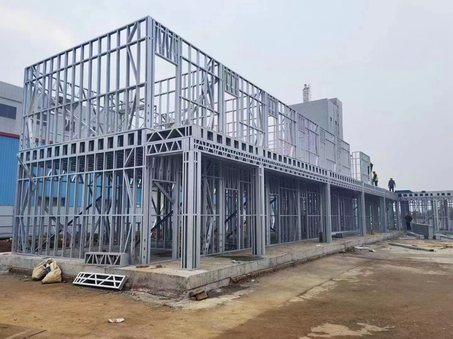 輕鋼房屋是否可以抵抗自然災害，如臺風和地震？