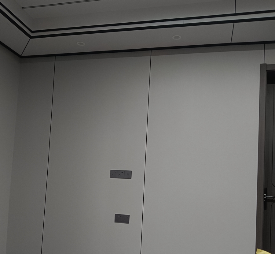 輕鋼房屋是否可以通過鋪設(shè)地暖系統(tǒng)提供舒適的室內(nèi)溫度？